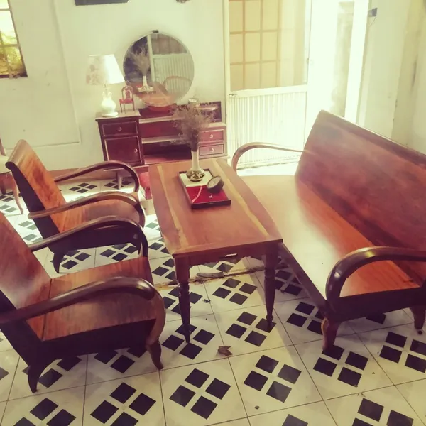 salon thùng khung cẩm lai mặt gõ đỏ