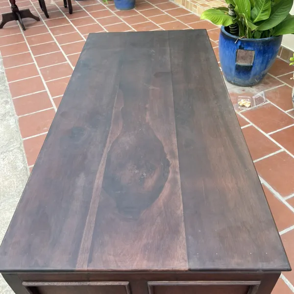 Bàn làm việc gỗ kiểu xưa