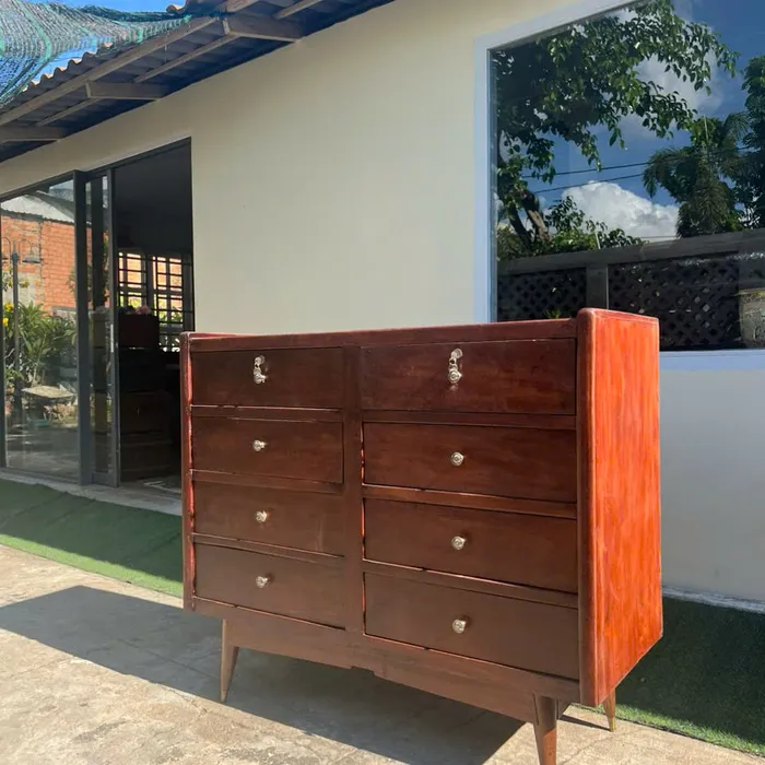 Tủ Campot Gỗ Gõ Đỏ – Sự Kết Hợp Hoàn Hảo Giữa Thẩm Mỹ Và Tiện Ích