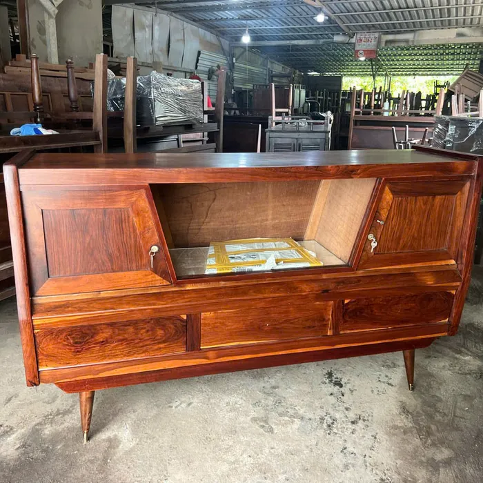 Tủ Búp Phê Xưa - Nét Đẹp Vượt Thời Gian Cho Không Gian Sống Hoàn Mỹ