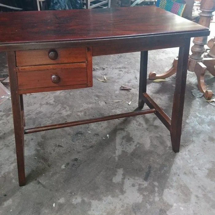 Bàn làm việc gỗ Gõ Đỏ (78cm*98cm*58cm)