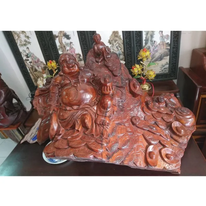 Tượng di lặc gỗ cẩm lai nguyên khối hiếm có