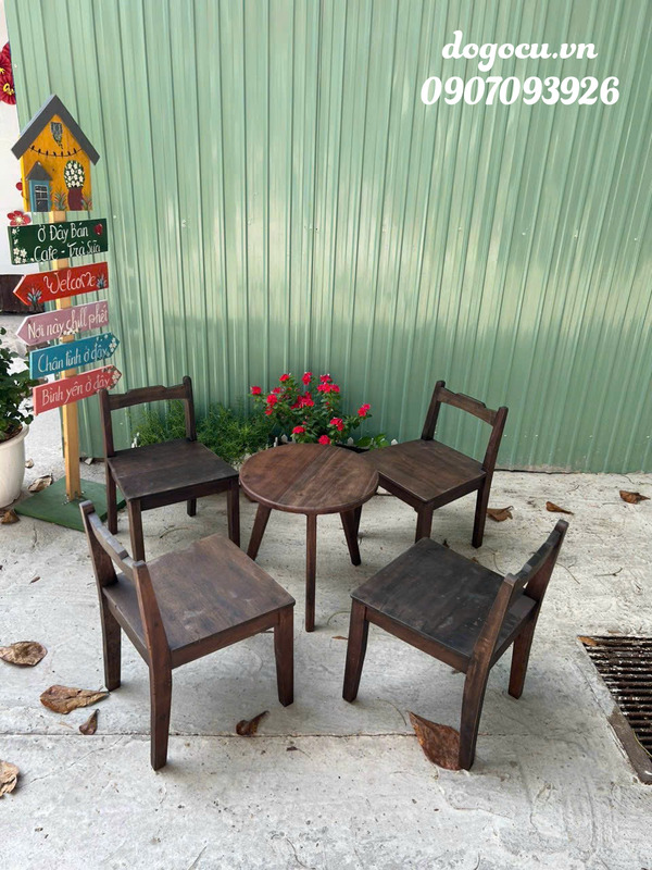 Trang trí quán cafe phong cách cổ điển đẹp mắt Trang trí quán cafe phong cách cổ điển đẹp mắt