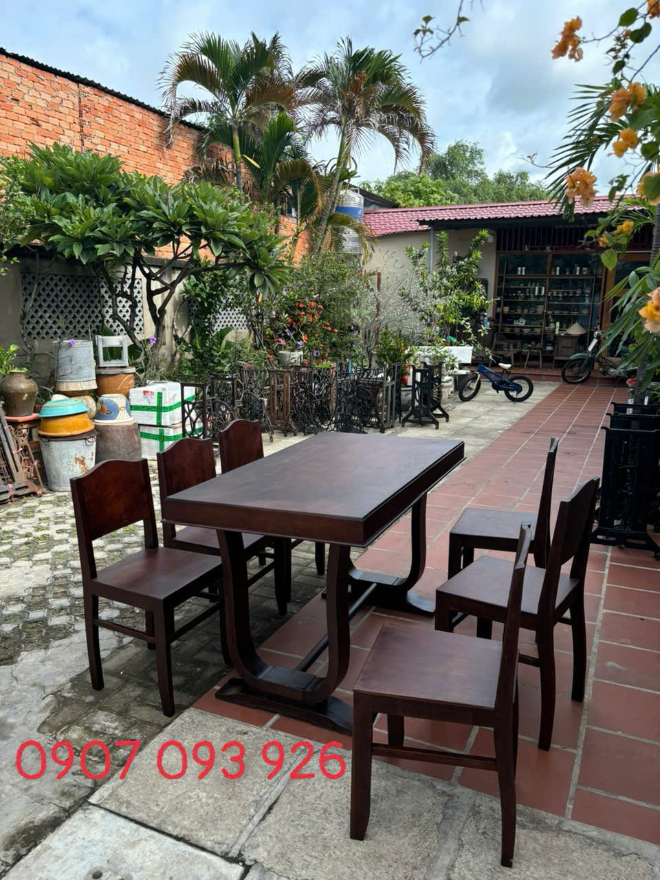 bàn ghế gỗ chữ U