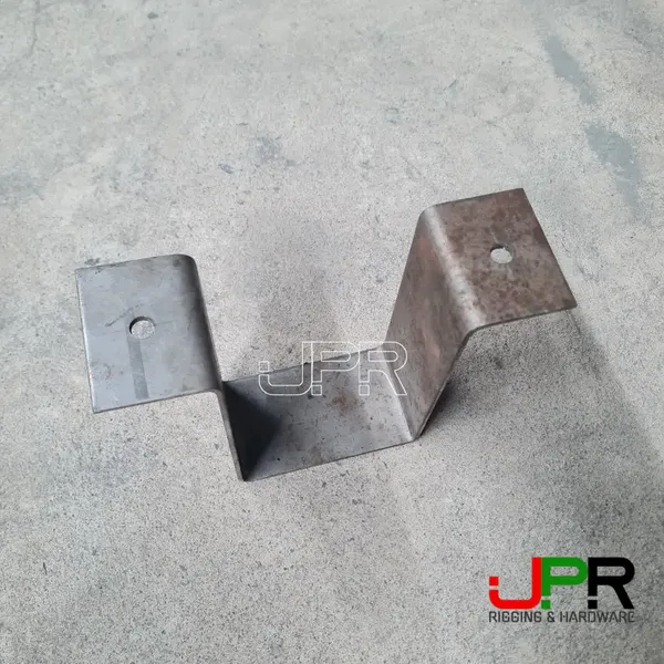 Pát đỡ sắt hộp 100x150mm dày 3.5li