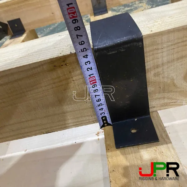 Pát đỡ sắt hộp 100x150mm dày 3.5li