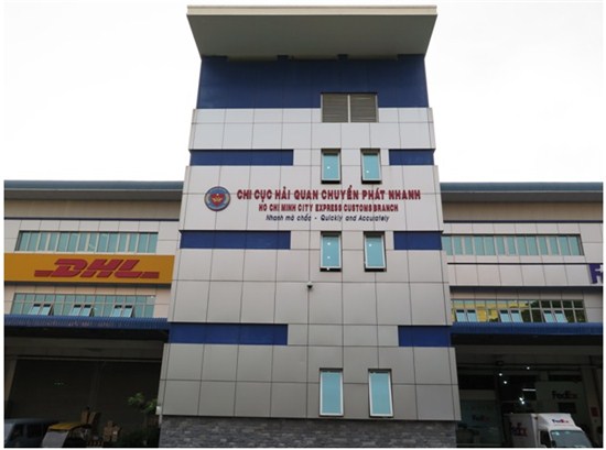 dịch vụ hải quan chuyển phát nhanh hcm