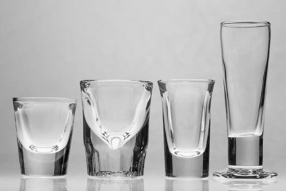 CÔNG TY DỊCH VỤ HẢI QUAN CHUYỂN THỦ TỤC NHẬP KHẨU LY THỦY TINH