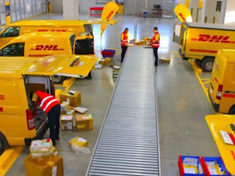 THỦ TỤC HẢI QUAN CHUYỂN PHÁT NHANH HÀNG MẪU : CÁCH KHAI BÁO NHANH CHÓNG, TIẾT KIỆM