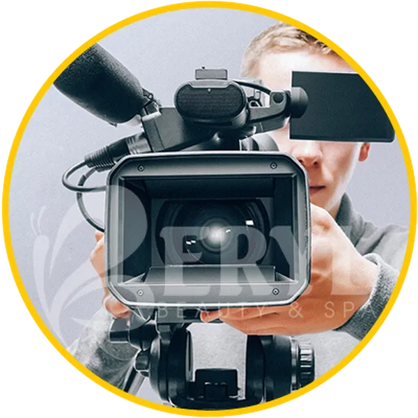 Tuyển Dụng Nhân Viên Quay Phim Chụp Hình Lương Cao