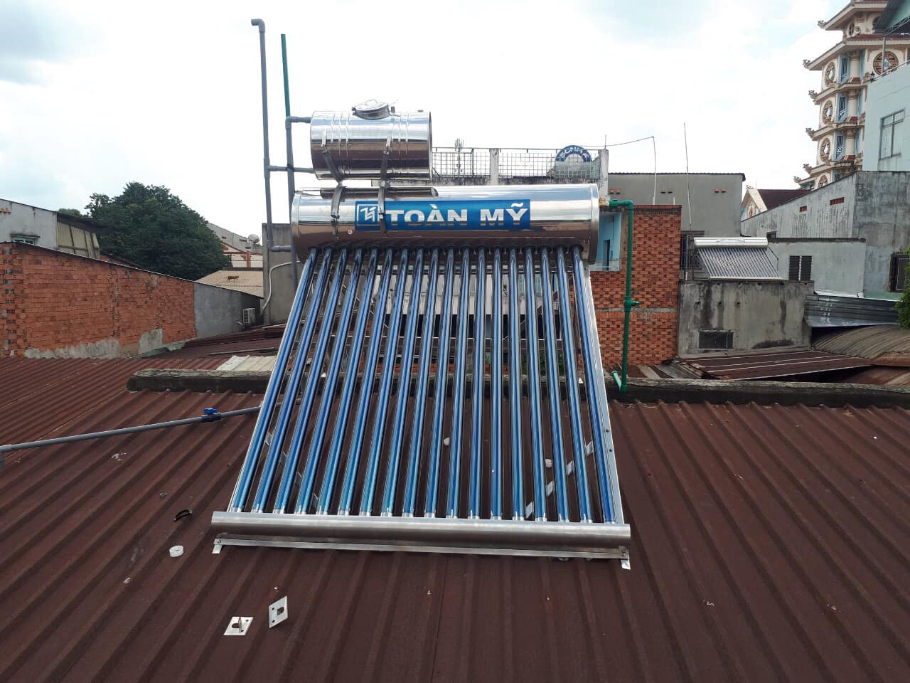 máy nước nóng năng lượng mặt trời toàn mỹ máy nước nóng năng lượng mặt trời toàn mỹ