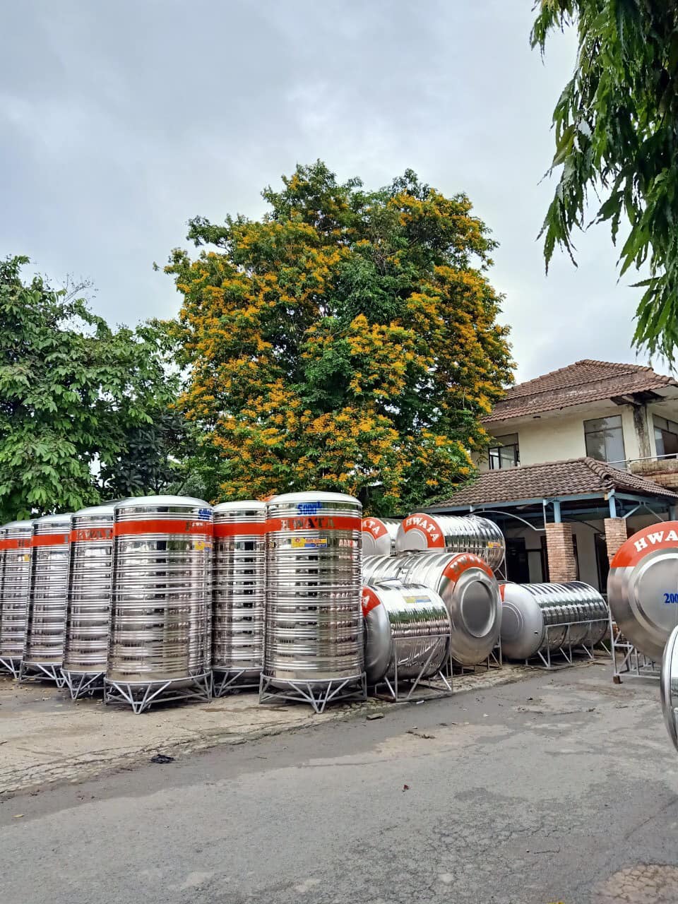 Bảo quản nước đúng cách với bồn đựng nước inox Bảo quản nước đúng cách với bồn đựng nước inox