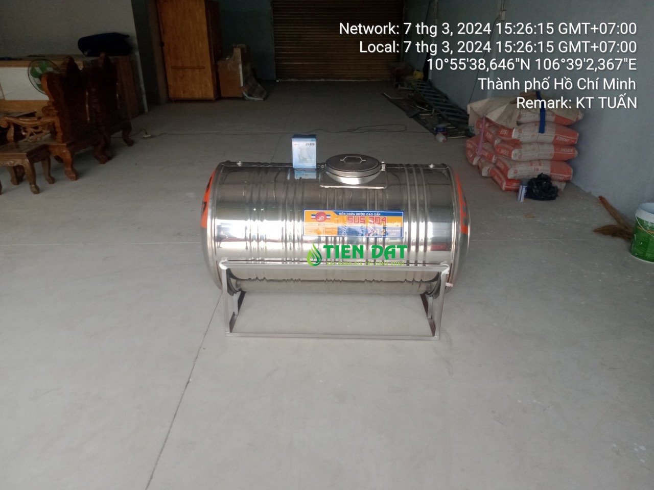 Giá bồn nước inox 310l Giá bồn nước inox 310l