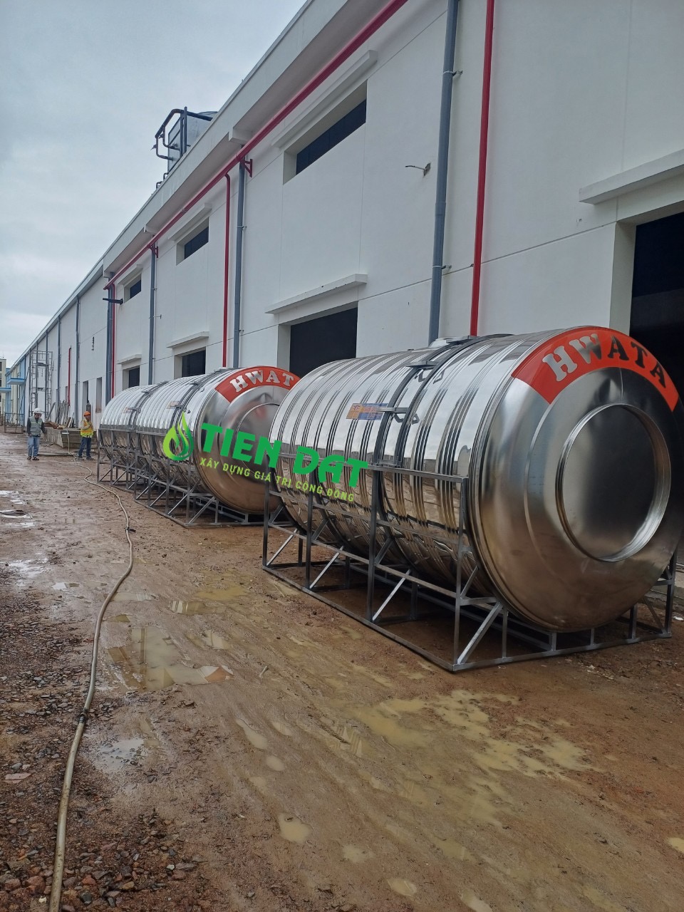 Bồn nước inox Hwata đứng 2000l Bồn nước inox Hwata đứng 2000l