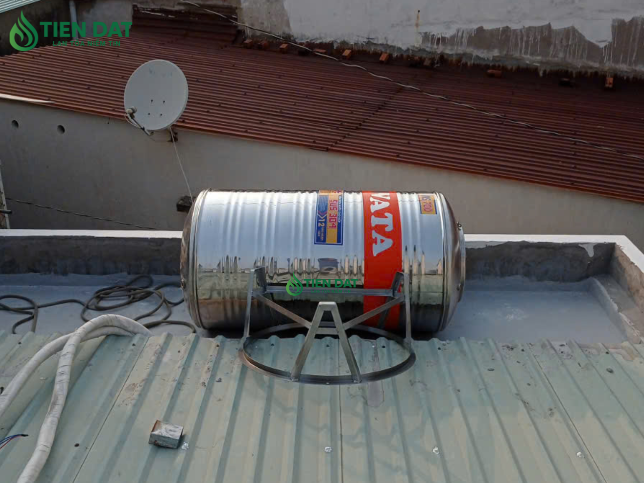 bồn nước inox hwata 700l bồn nước inox hwata 700l