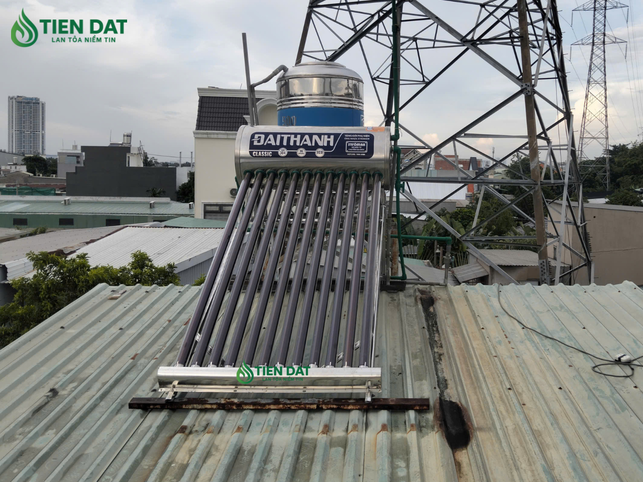 máy nước nóng năng lượng đại thành'' máy nước nóng năng lượng đại thành