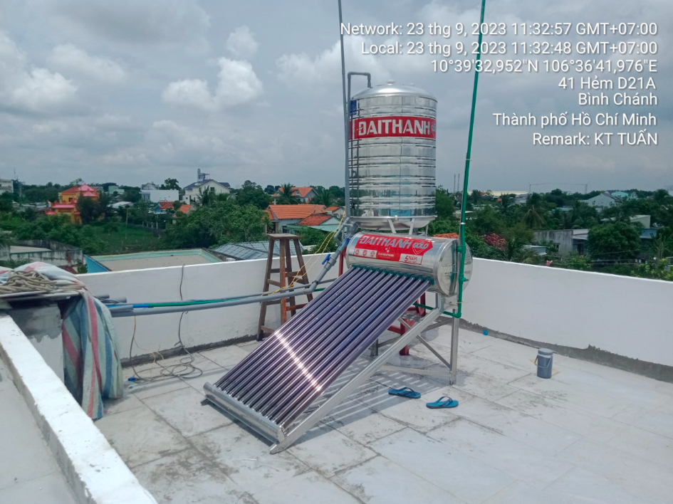 máy nước nóng năng lượng mặt trời đại thành 130l máy nước nóng năng lượng mặt trời đại thành 130l