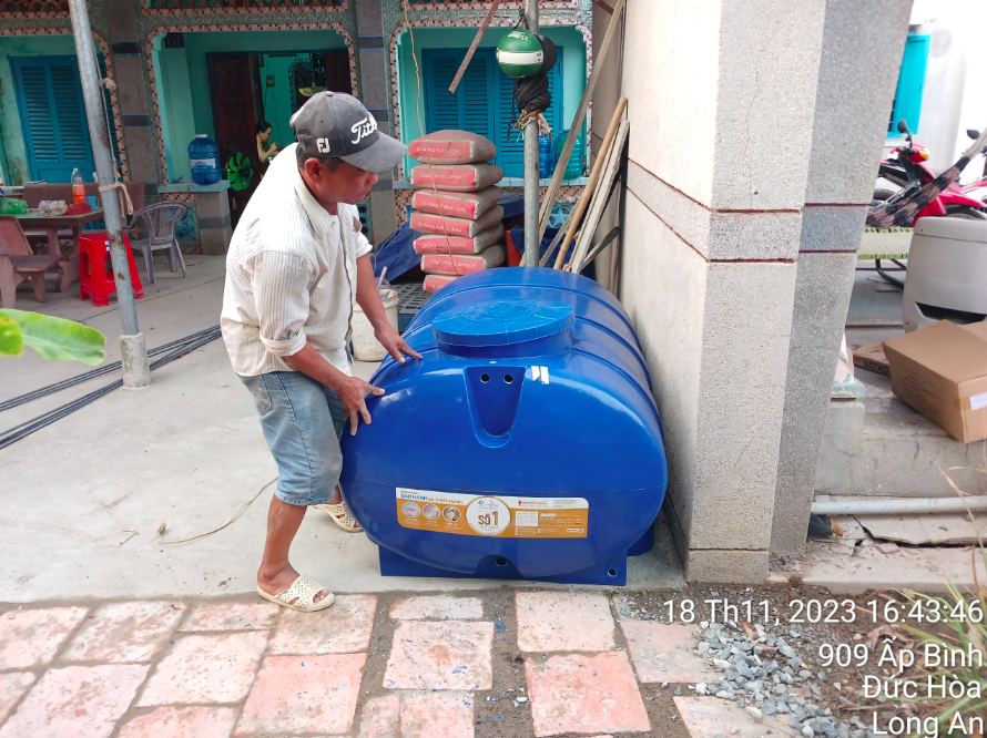 bồn nước tân á có máy loại bồn nước tân á có máy loại