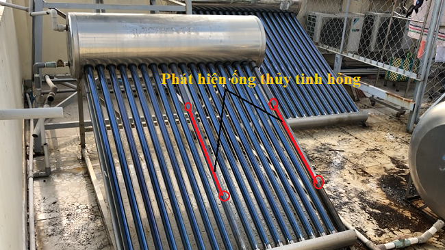 Kiểm tra máy nước nóng năng lượng mặt trời trước khi tháo