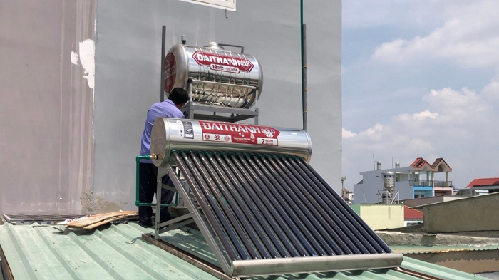 Máy nước nóng năng lượng mặt trời Đại Thành GOLD