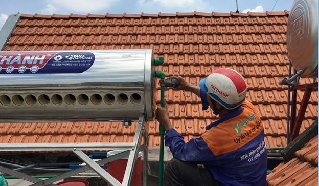 Lắp máy năng lượng mặt trời lap_may_nang_luong_mat_troi