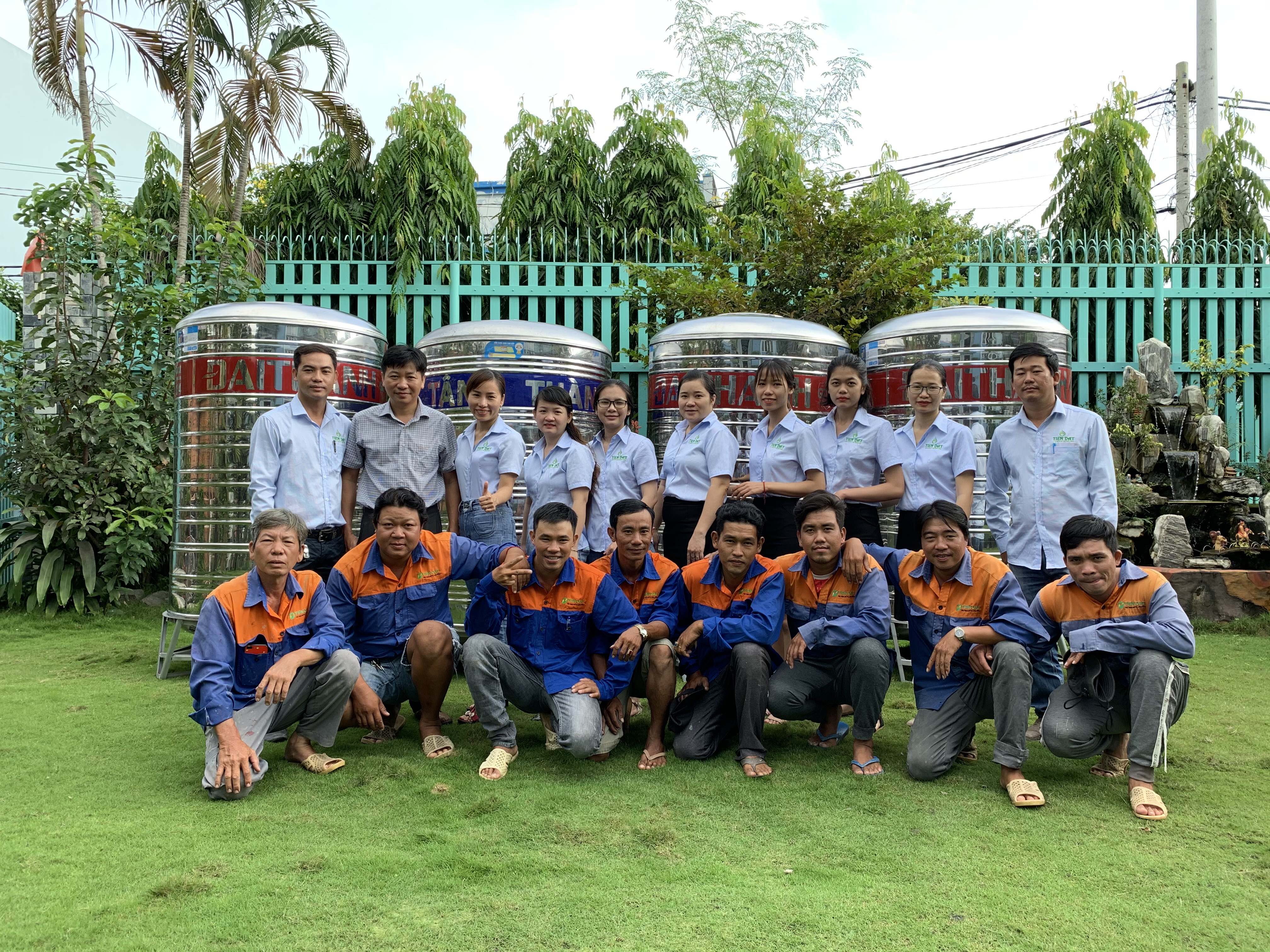 Lắp đặt máy năng lượng mặt trời Dapha – Bền bỉ, an toàn, hiệu quả dài lâu Lắp đặt máy năng lượng mặt trời Dapha – Bền bỉ, an toàn, hiệu quả dài lâu