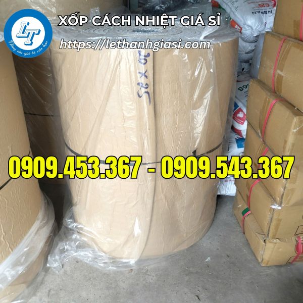 xốp cách nhiệt có keo