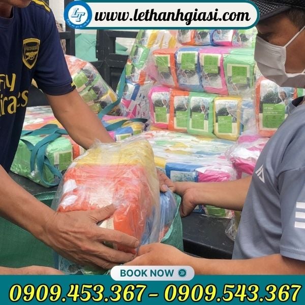Áo mưa tiện lợi Áo mưa tiện lợi