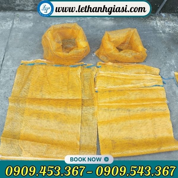 Bao tải lưới màu vàng cam giá sỉ Bao tải lưới màu vàng cam giá sỉ