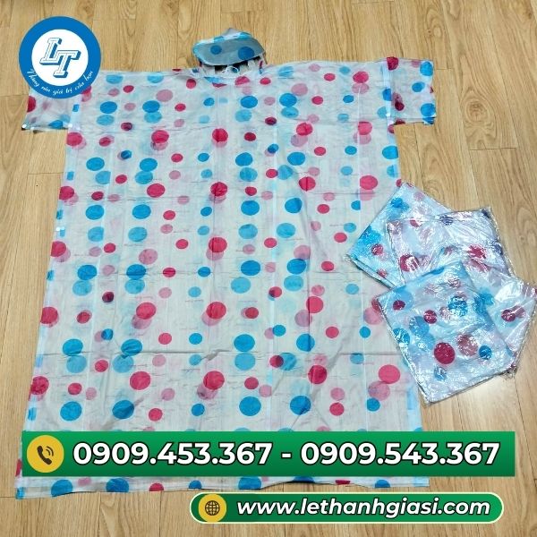 Áo mưa cánh dơi chấm bi