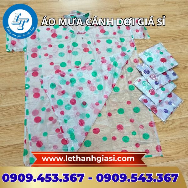 Áo mưa cánh dơi chấm bi