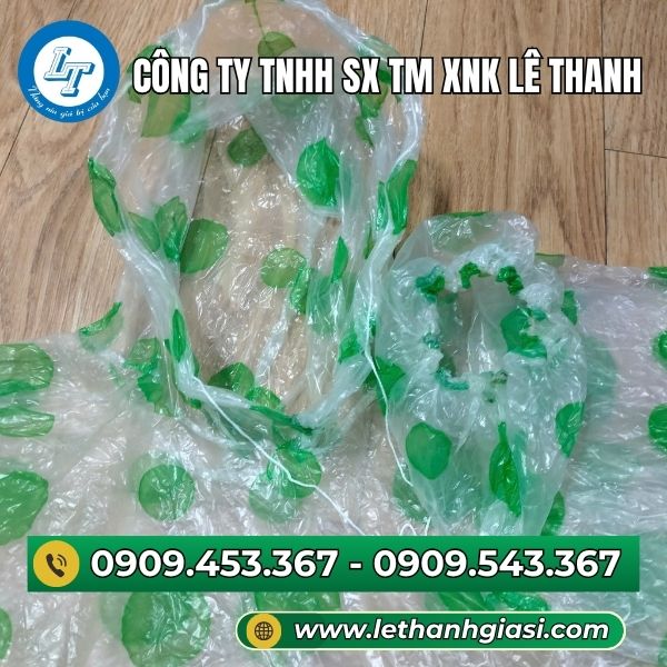 Áo mưa tiện lợi mỏng nhẹ, có mũ rộng rãi Áo mưa tiện lợi mỏng nhẹ