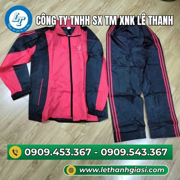 Bộ quần áo mưa cao cấp phù hợp với mọi người Bộ quần áo mưa cao cấp