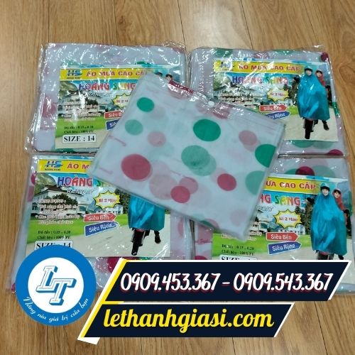 Áo mưa cánh dơi chấm bi có túi đựng tiện lợi Áo mưa cánh dơi chấm bi