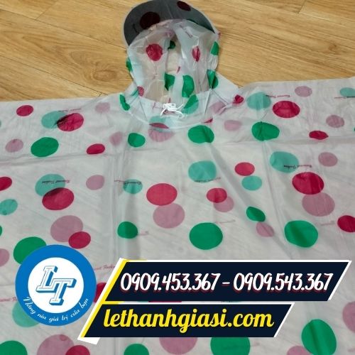 Áo mưa cánh dơi chấm bi