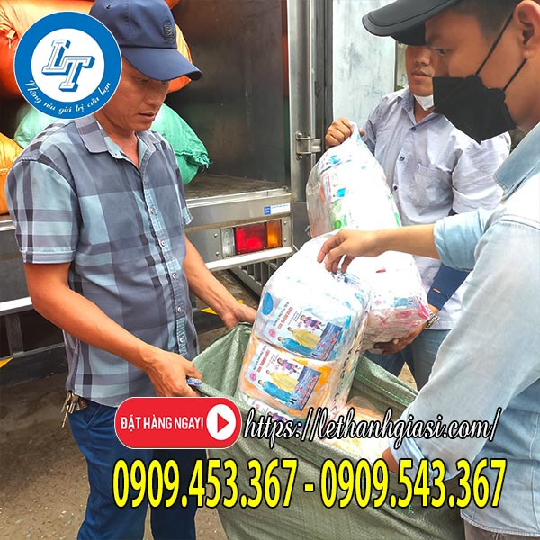 Áo mưa bộ cao cấp giá sỉ giao hàng nhanh Áo mưa bộ cao cấp giá sỉ