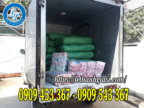 Áo mưa mỏng mặc 1 lần giao hàng miễn phí Áo mưa mỏng mặc 1 lần