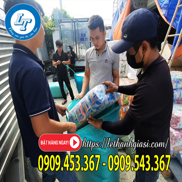 Áo mưa tiện lợi đóng bao giao hàng nhanh Áo mưa tiện lợi đóng bao giao hàng nhanh