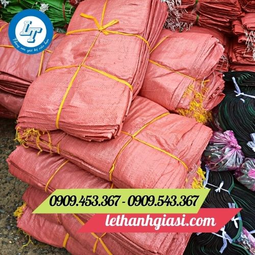 Bao tải màu đỏ 60x110cm Bao tải màu đỏ 60x110cm