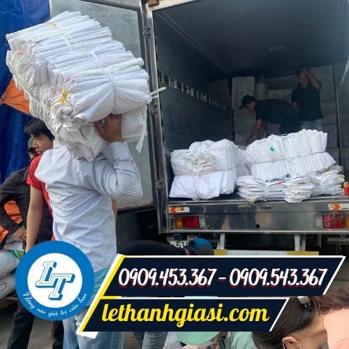 Giao bao tải có quai xách Giao bao tải có quai xách