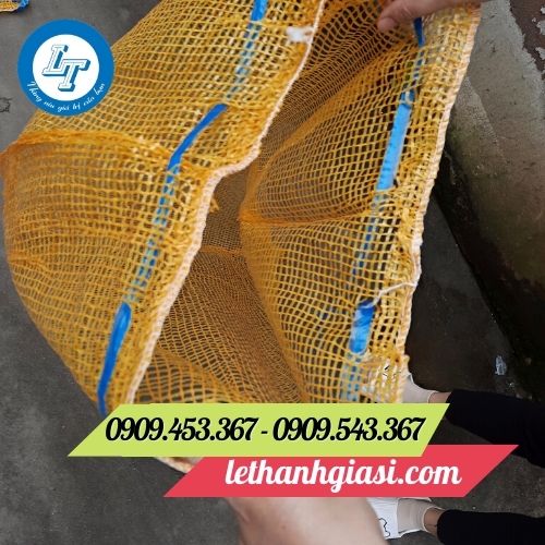 Bao tải lưới có dây rút ở miệng Bao tải lưới có dây rút ở miệng
