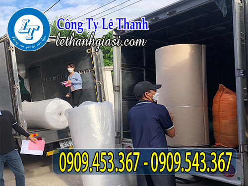 Cuộn giấy carton chất lượng giao cho khách Cuộn giấy carton chất lượng giao cho khách