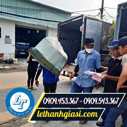 Giao hàng dây dù cho khách Giao hàng dây dù cho khách