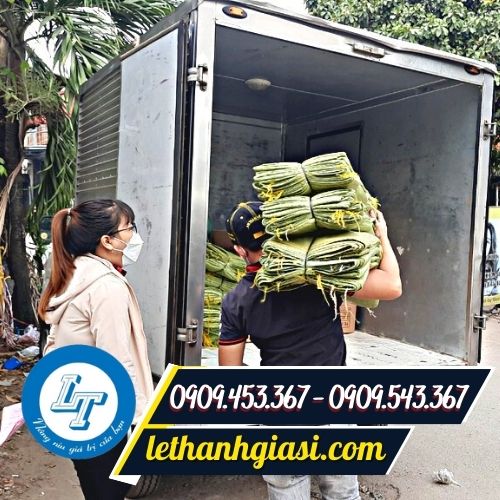 Giao hàng bao tải cho khách