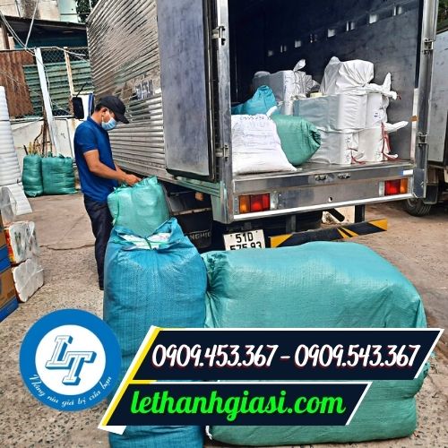 Giao hàng dây dù cho khách Giao hàng dây dù cho khách