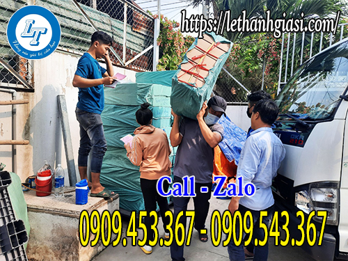 Lên hàng tại kho Lê Thanh Lên hàng tại kho Lê Thanh