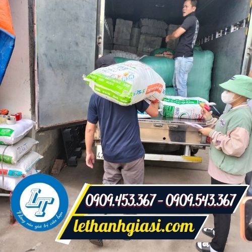 Túi zip chỉ đỏ giao hàng toàn quốc Túi zip chỉ đỏ giao hàng toàn quốc