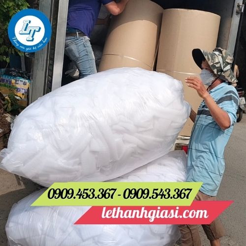 Giao hàng xốp lưới cho khách Giao hàng xốp lưới cho khách