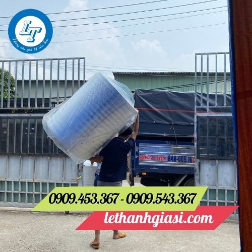 Giao xốp cách nhiệt cho khách Giao xốp cách nhiệt cho khách