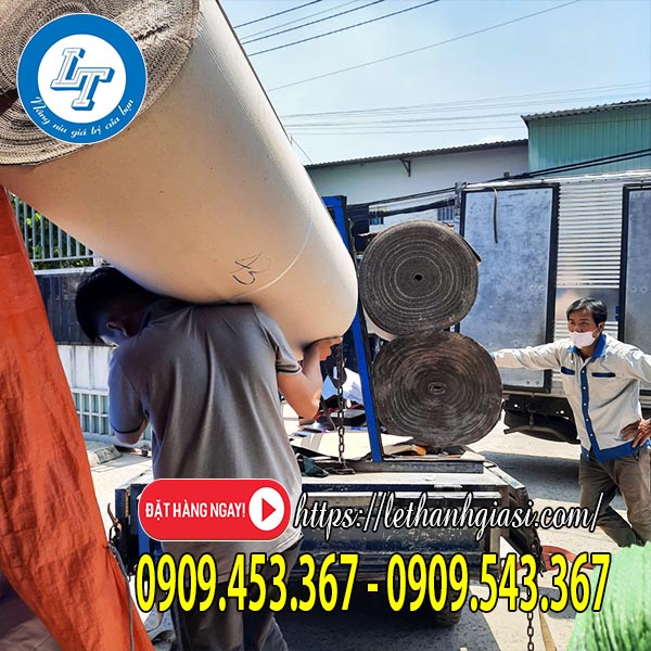 Giấy carton 2 lớp giao hàng Giấy carton 2 lớp giao hàng